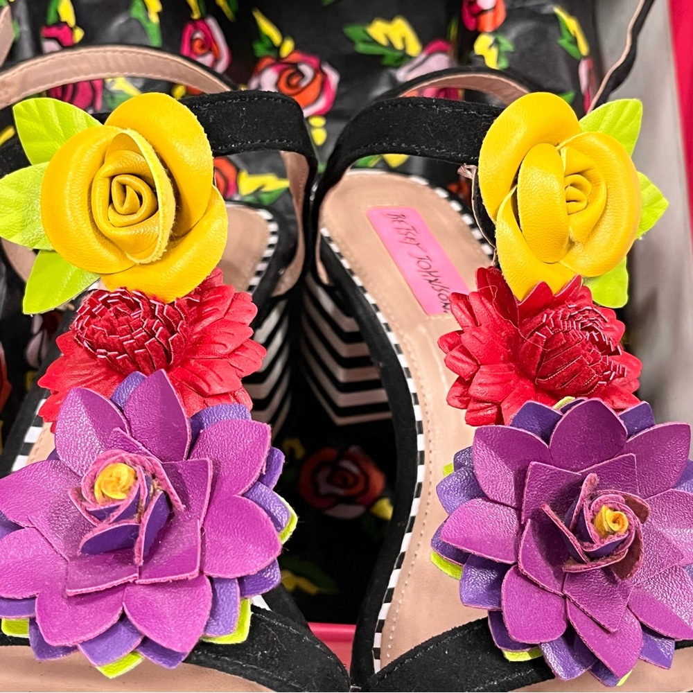 Betsey Johnson Black Sandals with Colorful Floral Accents - Picture 6 of 12